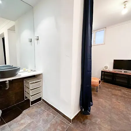 Apartment Urbano Y Refrescante Estudio En Sotano *