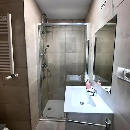 Aeropuerto - Ifema - Wanda - Plenilunio Apartment