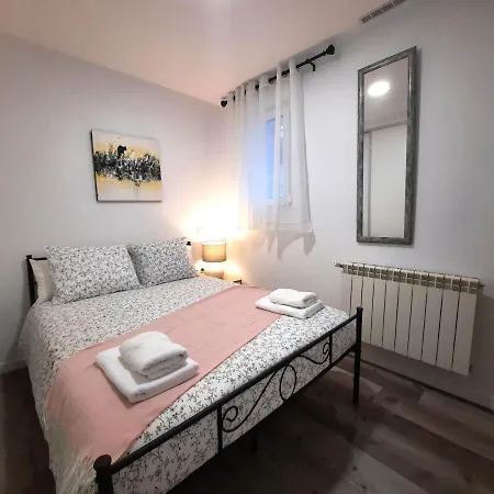 Apartment Aeropuerto - Ifema - Wanda - Plenilunio Madrid