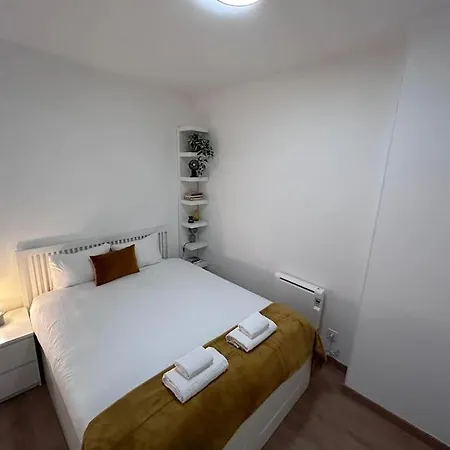 Apartamento On Street Level In Vallecas. Pnu *