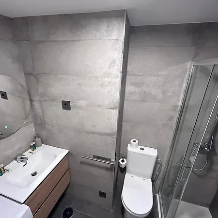 On Street Level In Vallecas. Pnu Apartamento *