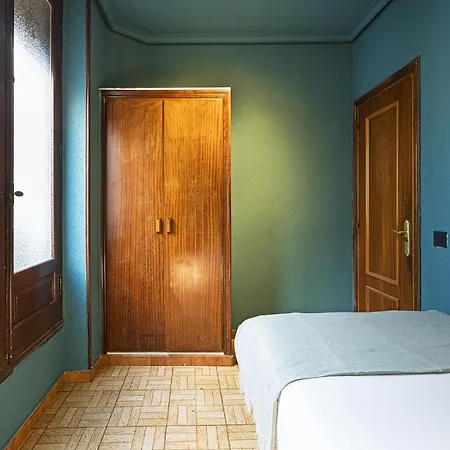 Hostel Ideal