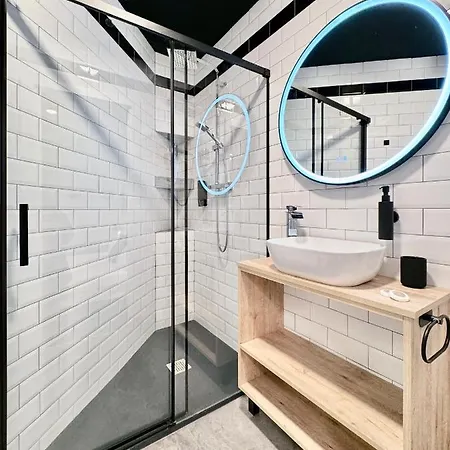 Charming Principe Pio Apartamento *
