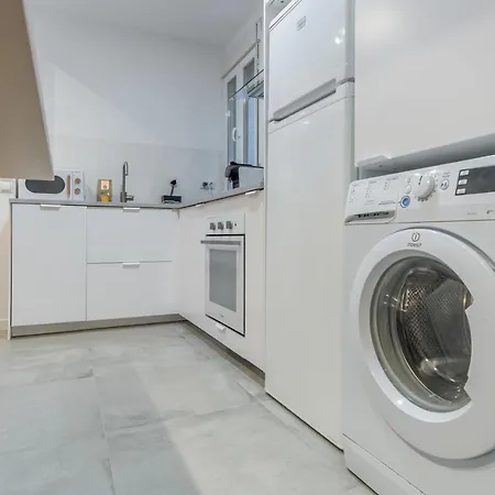 Cozy And Central- 1 Bedroom 1 Bathroom - Chueca Apartment Madrid