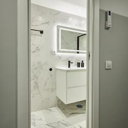 Gran Via Iii Apartment *
