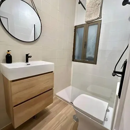 Centrico+nuevo Apt,100% Equipado * Madrid
