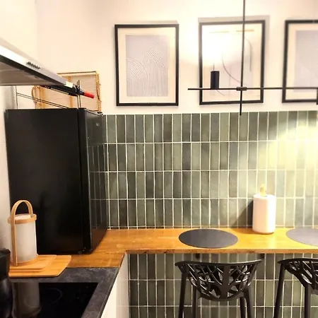 Chamberi En Apartamento *