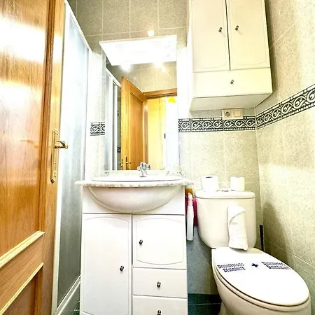 Charm 2bd Private Flat - Center Apartment *