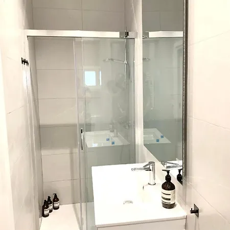 Apartamento Piso Recien Reformado, Junto A Gran Via