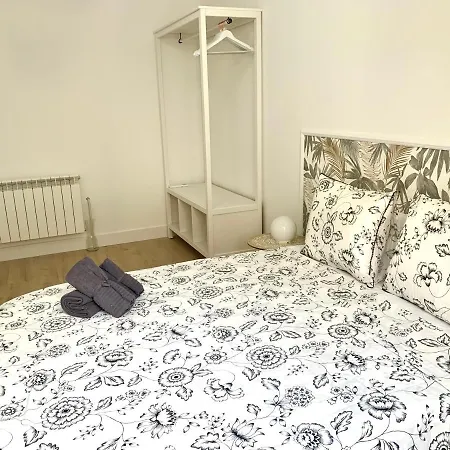 Apartamento Piso Recien Reformado, Junto A Gran Via