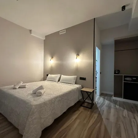 Guest house Cc Opera *