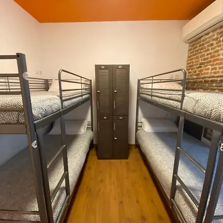 Hostel Arc House Pop Art Madrid