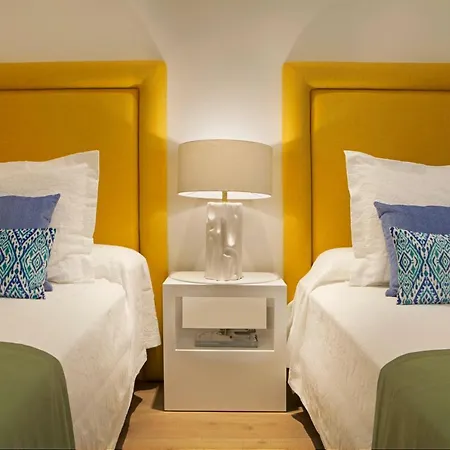 Apartment Jacinto Benavente-chromotheraphy Experience *