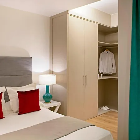 Jacinto Benavente-chromotheraphy Experience Apartment Madrid