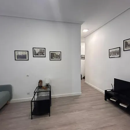 Cozy In Gran Via For 4 People.s2a3 Apartment Madrid