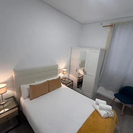 Cozy In Gran Via For 4 People.s2a3 Apartment