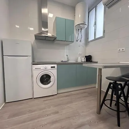 Cozy In Gran Via For 4 People.s2a3