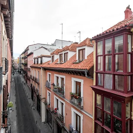 Apartment Charming Tirso De Molina Iii