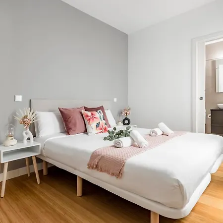 Charming Tirso De Molina Iii Apartment