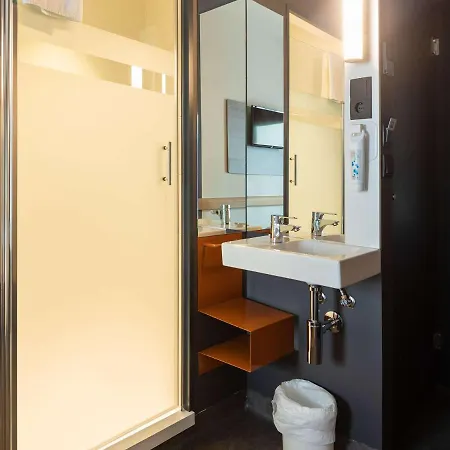 Ibis Budget Aeropuerto Hotel *
