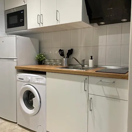 San Hermenegildo Apartment *