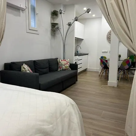 Apartamento Junto Al Metro Delicias * Madrid