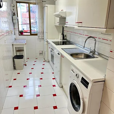 Apartment Alojamiento Urgel Madrid