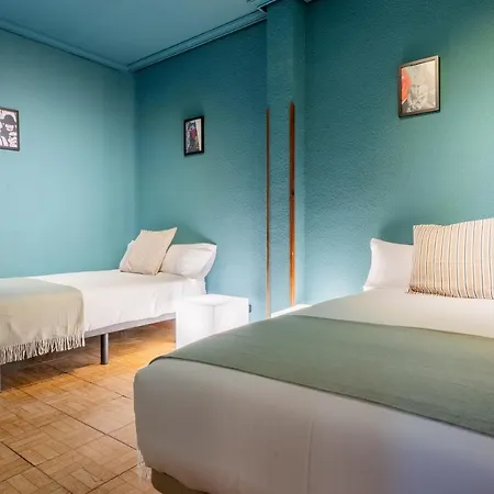 Ideal Hostel *