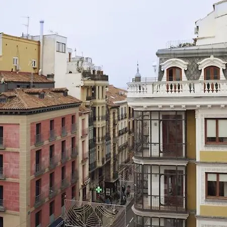 Heima Penthouse Old Town Apartment