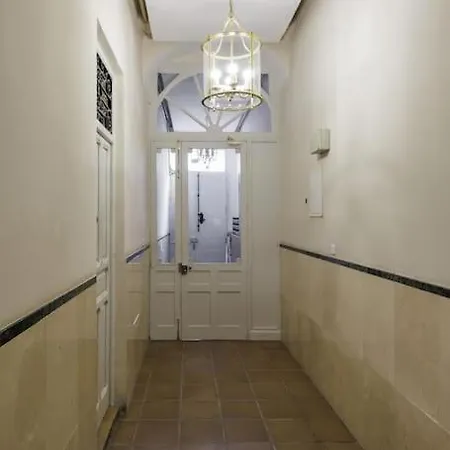Heima Penthouse Old Town Apartment *