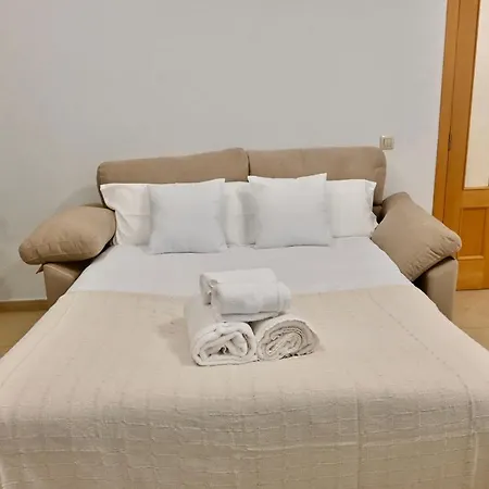 For Acogedor Temporal De 1 Y Salon, A Pasos De Gran Via Inf3d Apartamento *