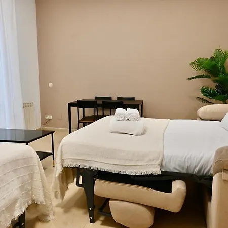 For Acogedor Temporal De 1 Y Salon, A Pasos De Gran Via Inf3d Apartamento