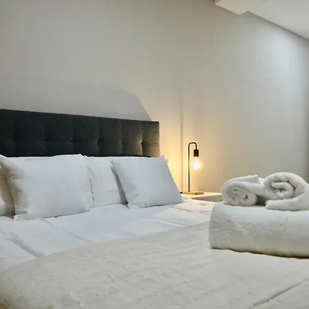 For Acogedor Temporal De 1 Y Salon, A Pasos De Gran Via Inf3d Apartamento Madri