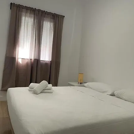 U3 Nuevo, Bien Comunicado Centro Appartement