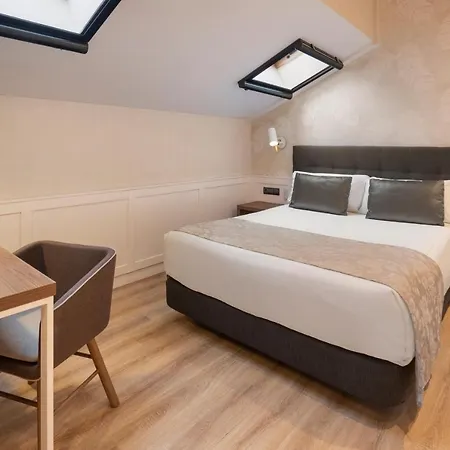 Catalonia Puerta Del Sol Hotel 4*