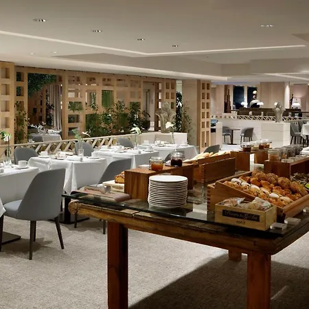 Hotel Hyatt Regency Hesperia 5*