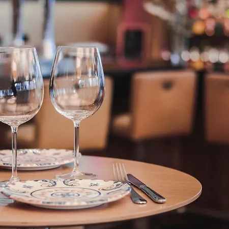 Meninas - Boutique Opera Hotel 4*