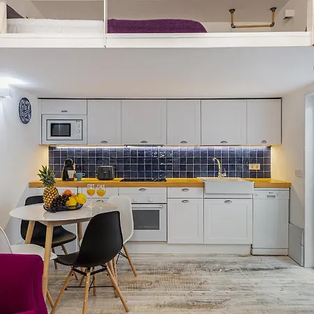 Bnbholder Bright Centre Apartment Madrid