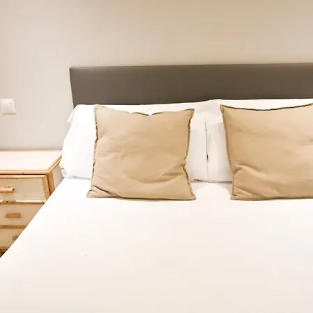 Apartment For Temporal Cava Baja-la Latina Cab36 *