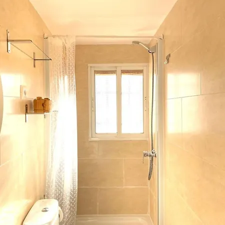 One Bedroom With Wifi At Apartment *