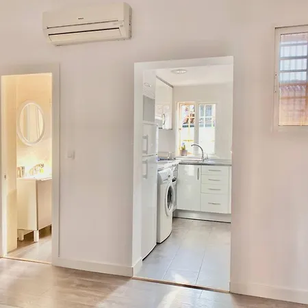 Apartment One Bedroom With Wifi At Madrid