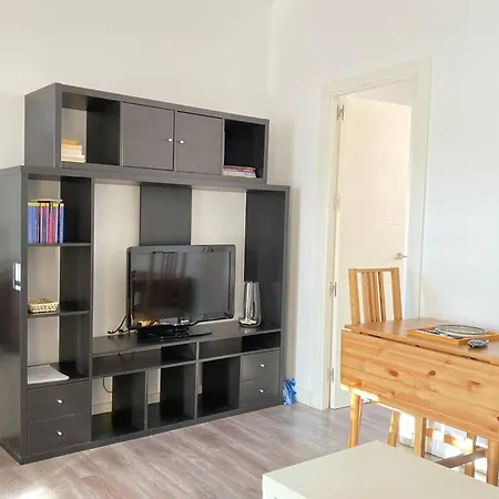 Apartment One Bedroom With Wifi At