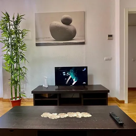 Apartment Deyanira Suite, Aeropuerto, Ifema Madrid
