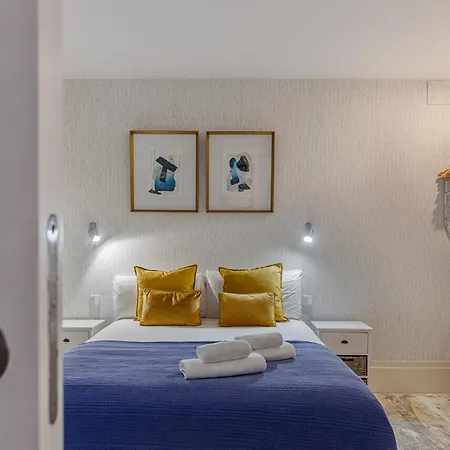 Bnbholder Bright Centre Apartment *