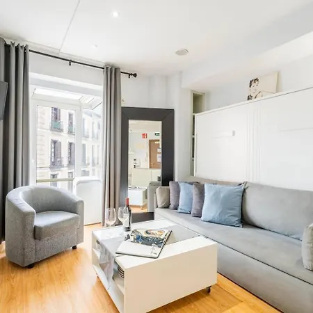 Con Balcon A Calle Mayor Ideal Parejas * Madrid