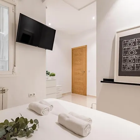 Charming Embajadores Ii - Apartamento *