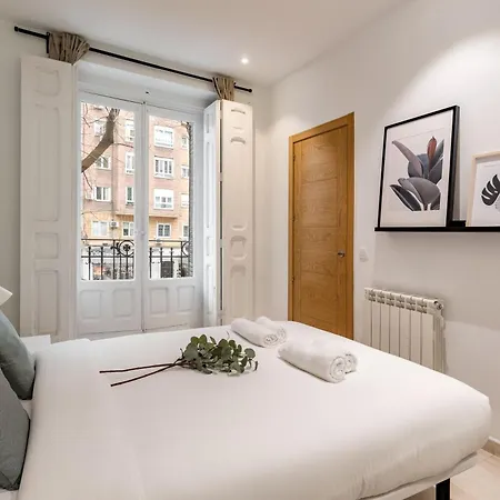 Apartamento Charming Embajadores Ii - *