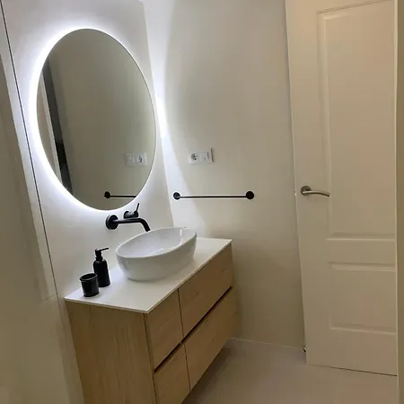 Piso En Arturo Soria 5 Personas Cerca Del Aeropuerto Y De Ifema Apartment Madrid