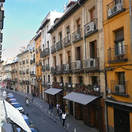 Cava Baja-la Latina Appartamento Madrid