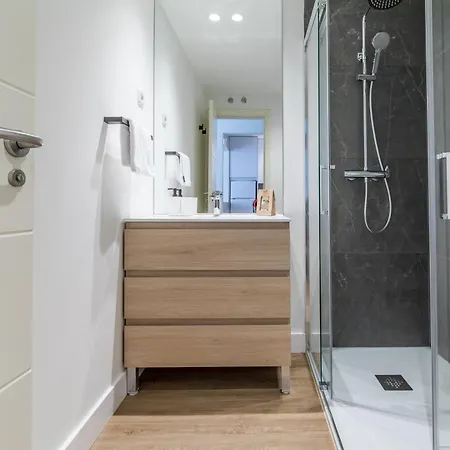 Caterina Cuatro Torres Apartment